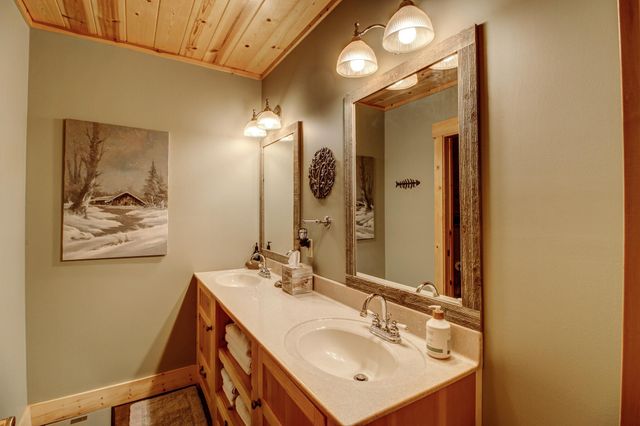 21701 Crane Lane, Park Rapids, MN 56470