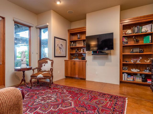 7790 Airport Road, Paso Robles, CA 93446