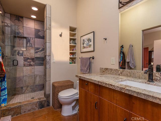 7790 Airport Road, Paso Robles, CA 93446