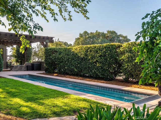 7790 Airport Road, Paso Robles, CA 93446