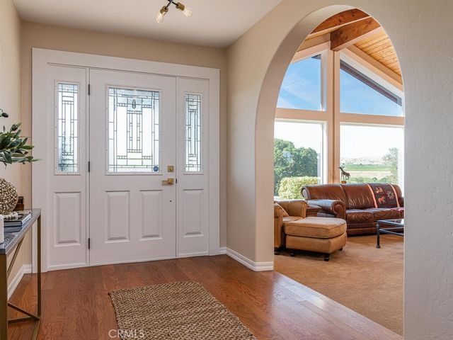 7790 Airport Road, Paso Robles, CA 93446