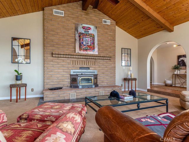 7790 Airport Road, Paso Robles, CA 93446
