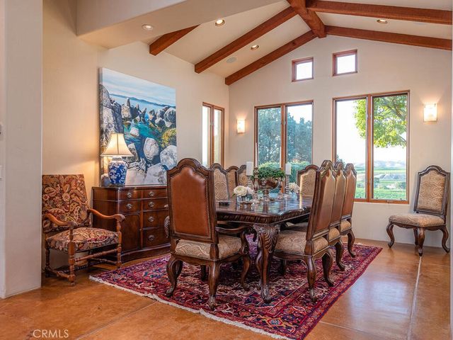 7790 Airport Road, Paso Robles, CA 93446