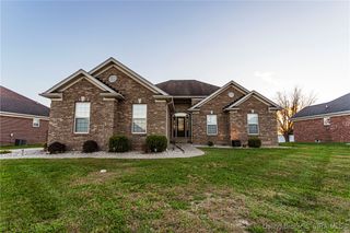 3122 Ambercrest, Jeffersonville, IN 47130