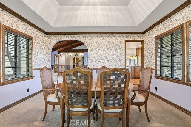 24300 Sylvan Glen, Calabasas, CA 91302