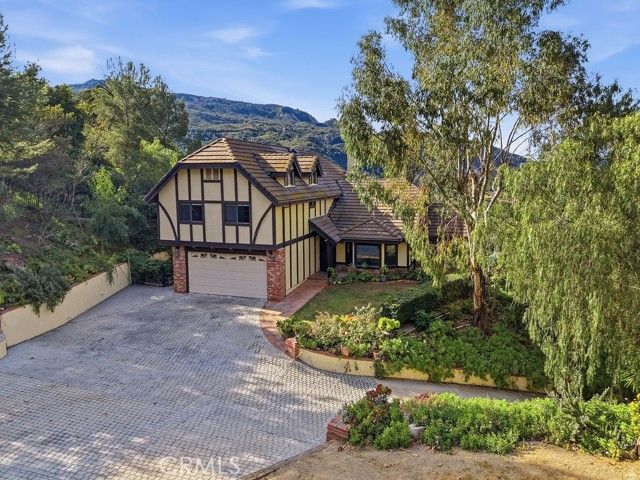 24300 Sylvan Glen, Calabasas, CA 91302