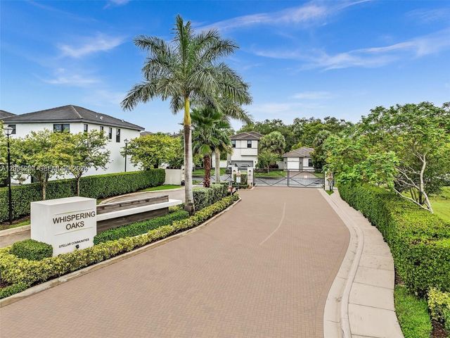 4936 Whispering Way, Dania Beach, FL 33312