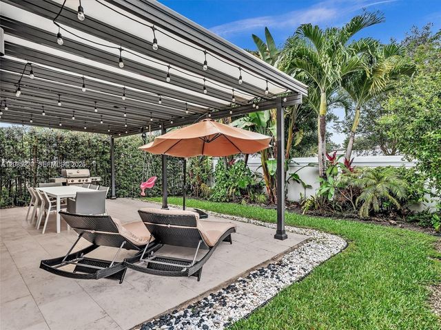 4936 Whispering Way, Dania Beach, FL 33312