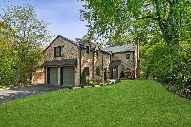 120 Crescent Drive, Glencoe, IL 60022