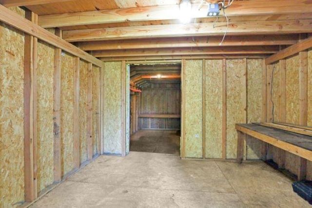 215 S Moen St, Greenacres, WA 99016