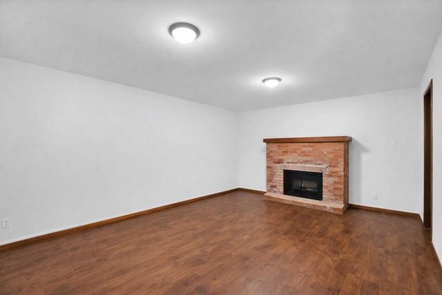 215 S Moen St, Greenacres, WA 99016