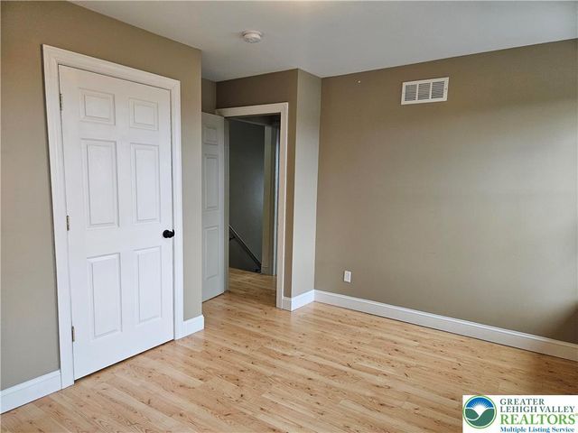 8115 MAIN Street, Upper Macungie Twp, PA 18051