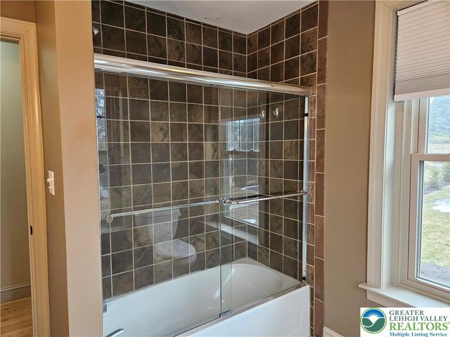 8115 MAIN Street, Upper Macungie Twp, PA 18051