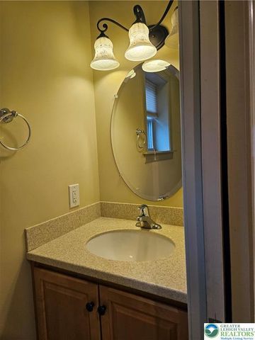 8115 MAIN Street, Upper Macungie Twp, PA 18051