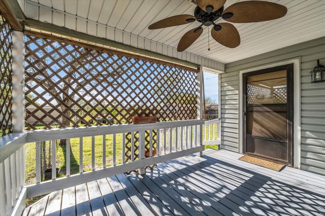 982 N Houston Street, Lorena, TX 76655