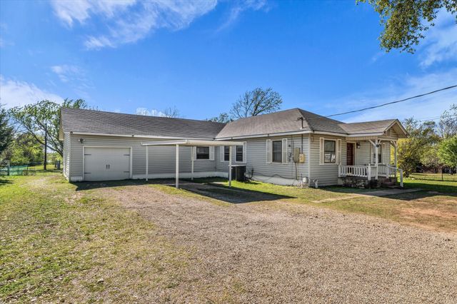 982 N Houston Street, Lorena, TX 76655