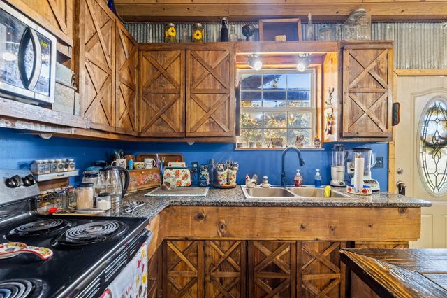 93 Sequoia Drive, Marshfield, MO 65706