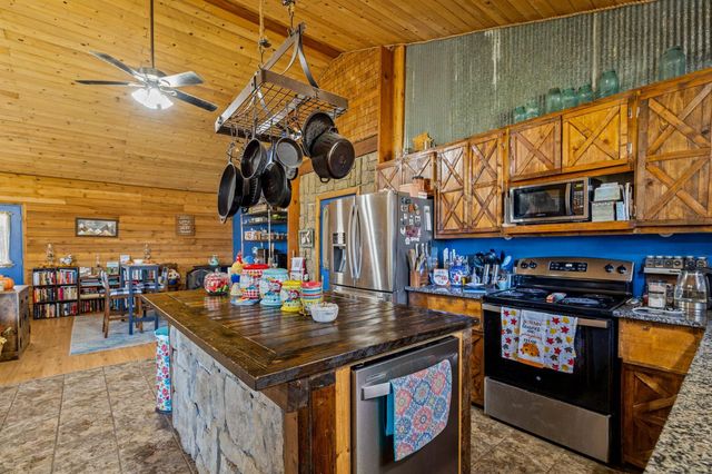 93 Sequoia Drive, Marshfield, MO 65706