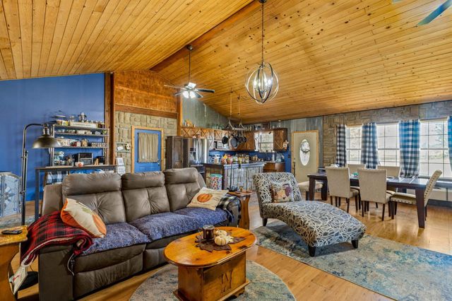 93 Sequoia Drive, Marshfield, MO 65706