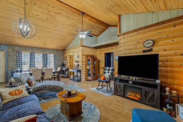 93 Sequoia Drive, Marshfield, MO 65706