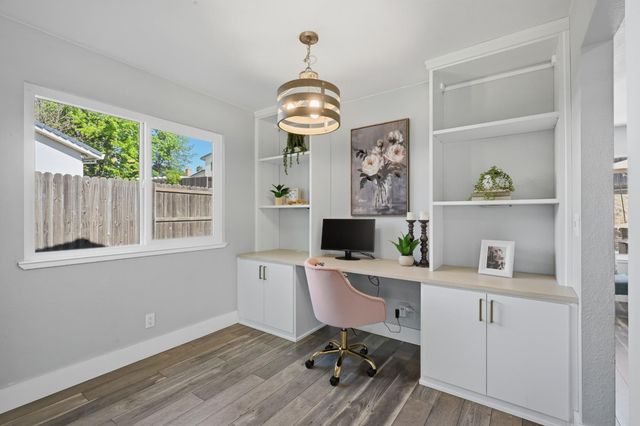 8128 Canyon Oak Dr, Citrus Heights, CA 95610