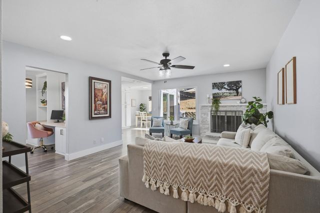 8128 Canyon Oak Dr, Citrus Heights, CA 95610