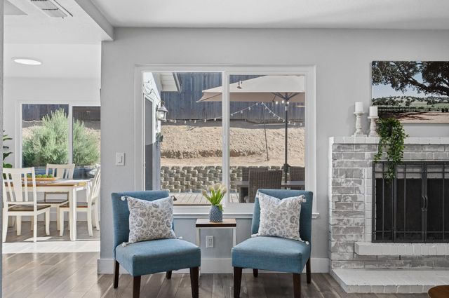 8128 Canyon Oak Dr, Citrus Heights, CA 95610