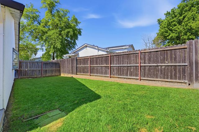 8128 Canyon Oak Dr, Citrus Heights, CA 95610