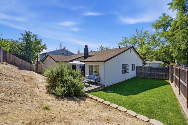 8128 Canyon Oak Dr, Citrus Heights, CA 95610