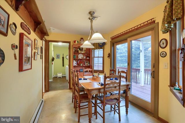 1854 W LISBURN ROAD, Carlisle, PA 17015