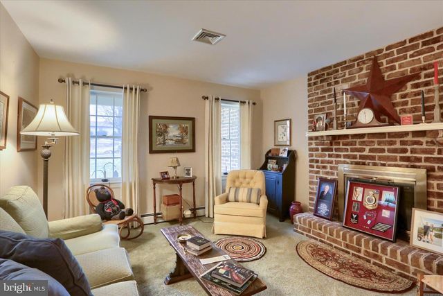 1854 W LISBURN ROAD, Carlisle, PA 17015