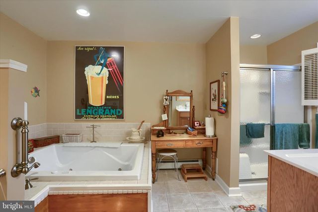 1854 W LISBURN ROAD, Carlisle, PA 17015