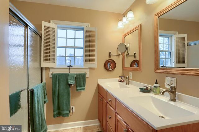 1854 W LISBURN ROAD, Carlisle, PA 17015