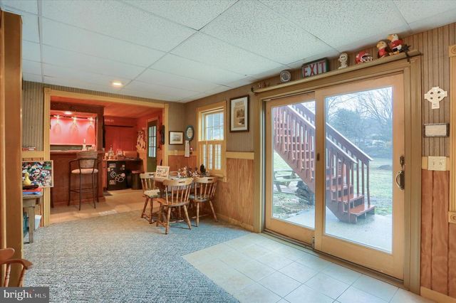 1854 W LISBURN ROAD, Carlisle, PA 17015