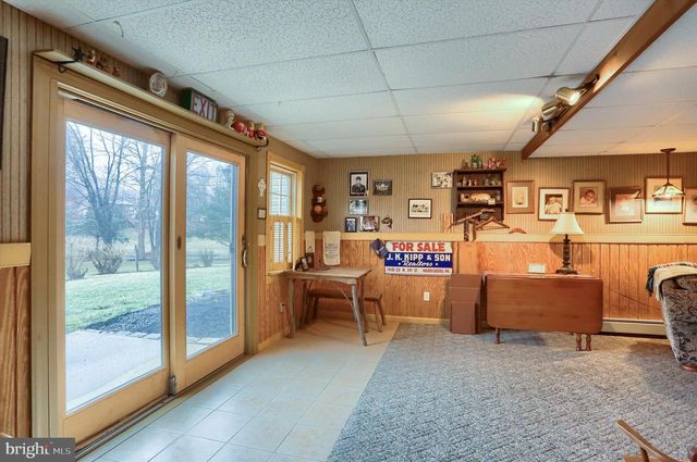 1854 W LISBURN ROAD, Carlisle, PA 17015