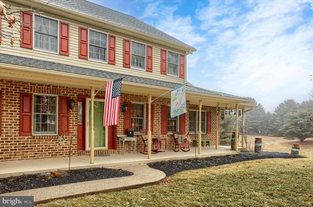 1854 W LISBURN ROAD, Carlisle, PA 17015