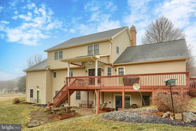 1854 W LISBURN ROAD, Carlisle, PA 17015