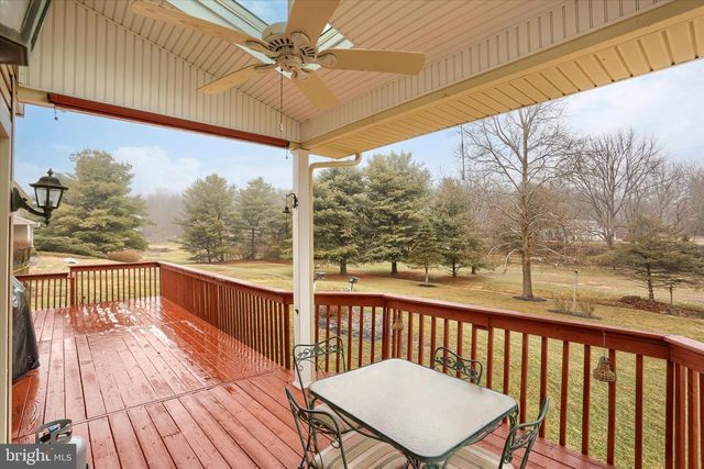 1854 W LISBURN ROAD, Carlisle, PA 17015