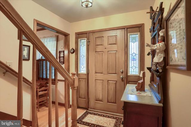 1854 W LISBURN ROAD, Carlisle, PA 17015