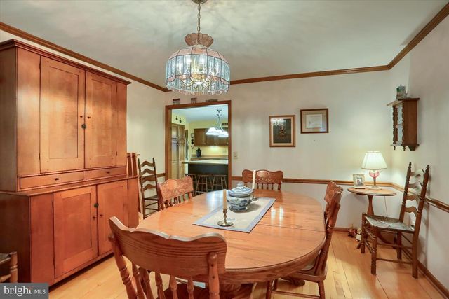 1854 W LISBURN ROAD, Carlisle, PA 17015