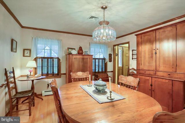 1854 W LISBURN ROAD, Carlisle, PA 17015