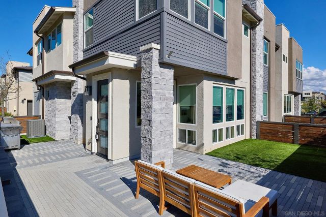 10992 Lotta Ct, San Diego, CA 92126