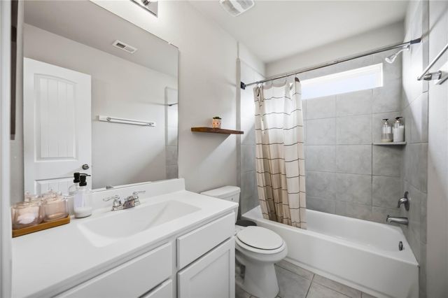 7606 Cottonwood Falls Drive, Spring, TX 77379