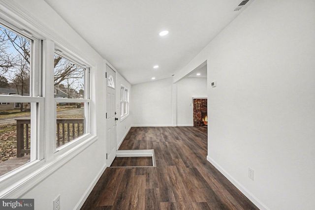 115 2ND ST, North East, MD 21901