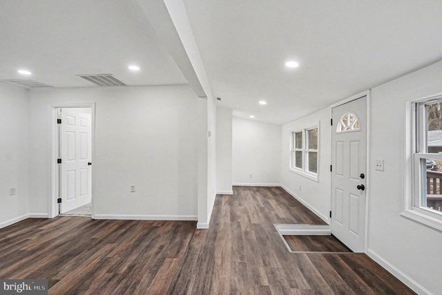 115 2ND ST, North East, MD 21901