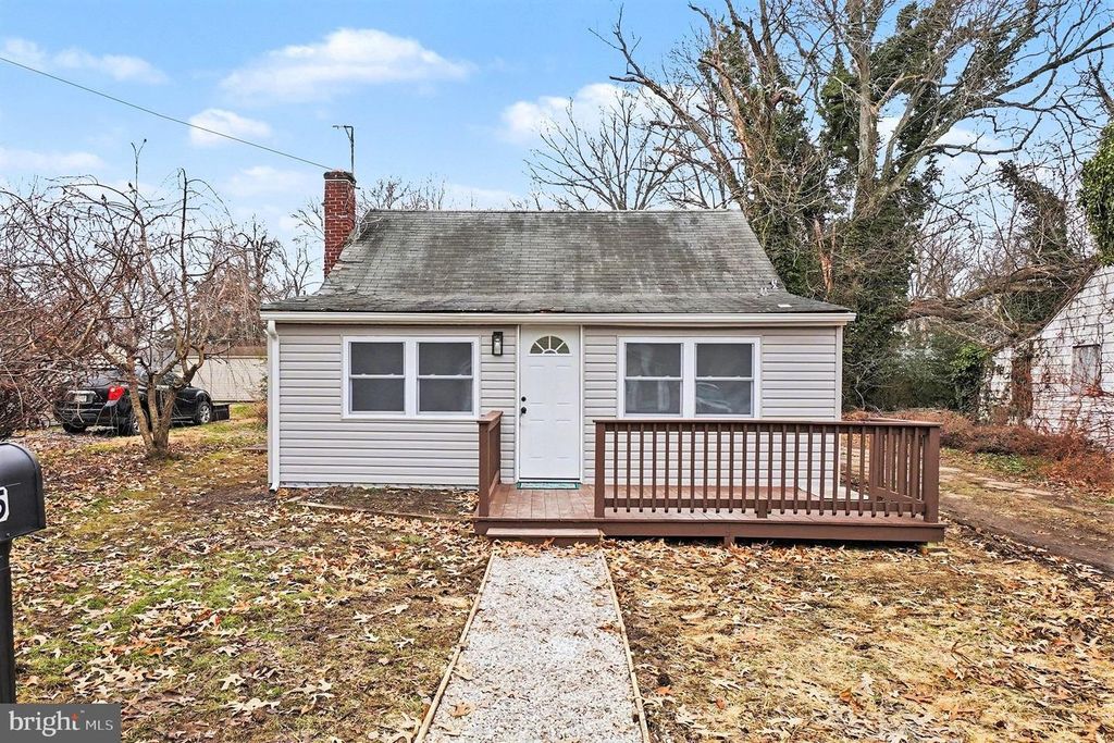 115 2ND ST, North East, MD 21901