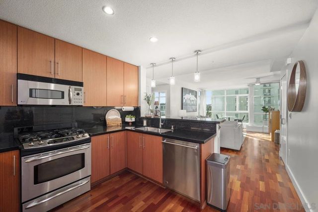 325 7th Avenue 1006, San Diego, CA 92101