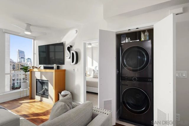 325 7th Avenue 1006, San Diego, CA 92101