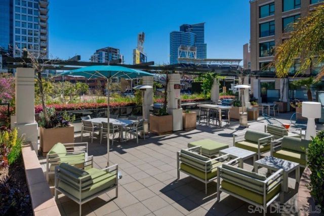 325 7th Avenue 1006, San Diego, CA 92101