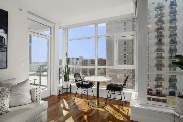 325 7th Avenue 1006, San Diego, CA 92101